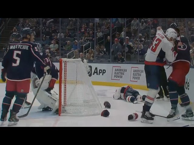 Tom Wilson Drops 🥊 Gloves 🥊 With Eric Gudbranson