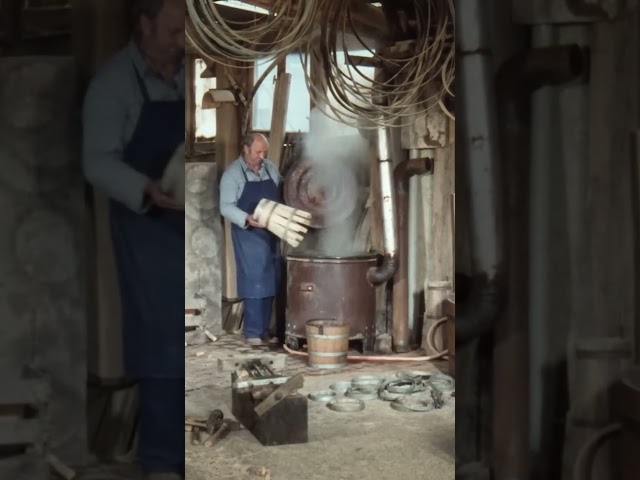 Watch a SKILLED Cooper Make a Wine Jug in 1982!