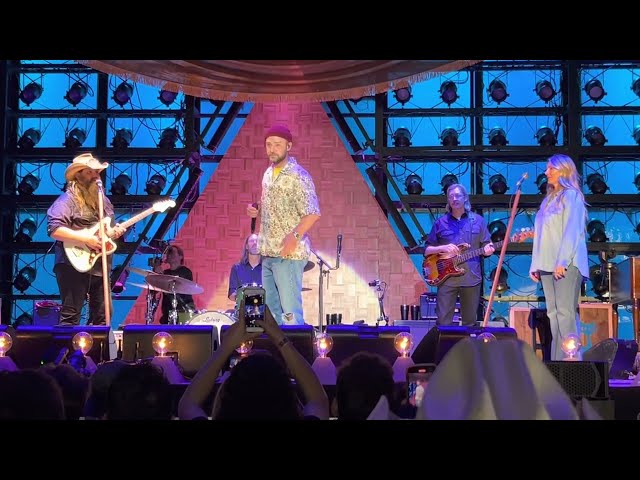 Best video of Justin Timberlake and Chris Stapleton performing Tennessee Whiskey live Jun 10, 22 LA