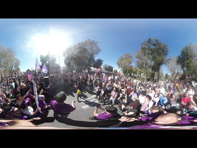 Huelga feminista 8M: Angy Quadritos rapeando en directo (vídeo 360º)