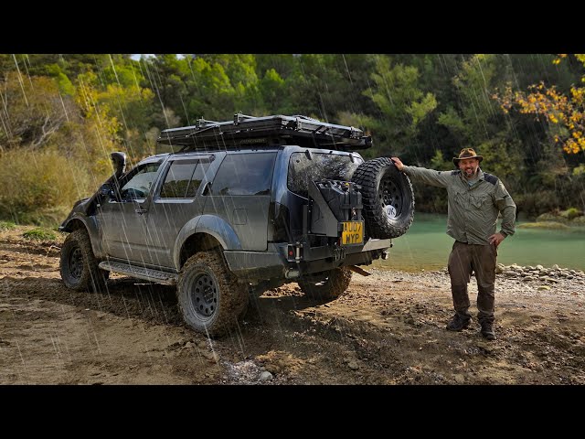 Rainy Camp in Spain - Overlanding the Pyrenees Mountains