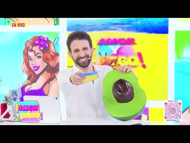 Amor y Fuego - ABR 02 - 3/4 - LAS ESTRELLAS DE HOLLYWOOD RECURREN A OPERACIONES Y TRATAMIENTOS