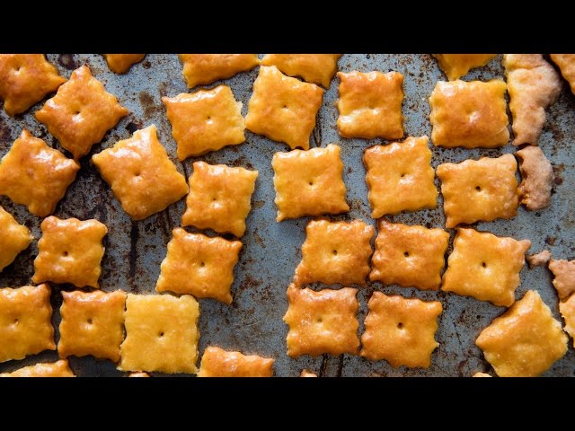 Homemade Cheez-Its