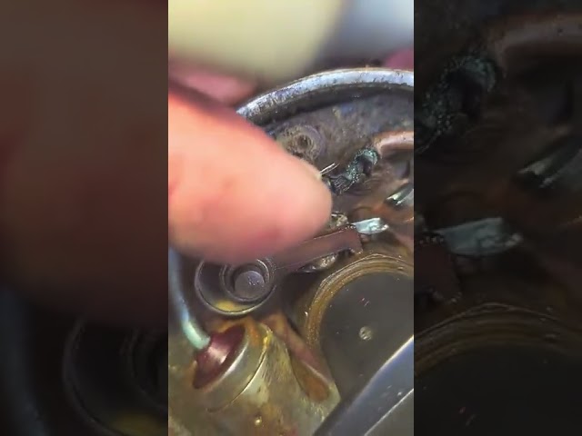 Volvo Penta points n condenser cooked,welded together inside distributor