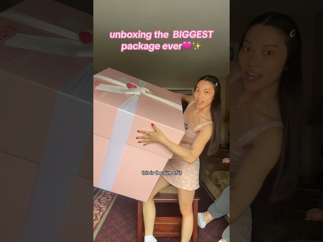 LANEIGE BIGGEST PR package unboxing EVER😳📦