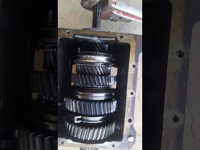 wrong endplay shims on the mainshaft?