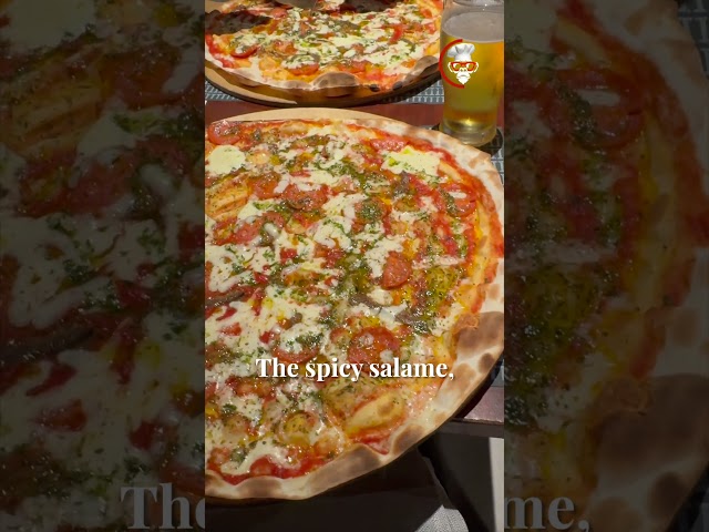 The Thin & Crispy Pizza Secret of Modena, Italy 🤫