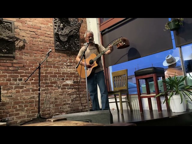 Just Like Tom Thumb Blues (Bob Dylan cover)--Jimmy Yang at Viento Y Agua , Long Beach CA