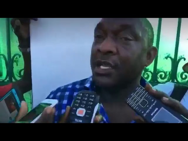 MEN SA KI HAITI A SENATEUR YOURI LATORTURE PRAN GAZ NAN MANIFESTASYON KAP MANDE POU PRESIDENT ALE