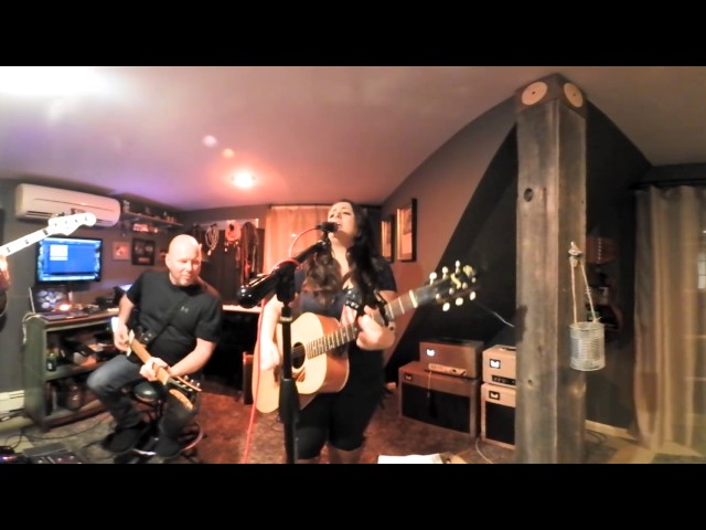 Jolene (Dolly Parton) cover by Chantilly Whiskey | Keymission 360