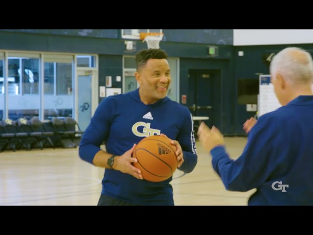 Conversations With Cabrera:  Coach Damon Stoudamire