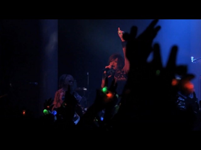 Moran - Party Monster [LIVE]