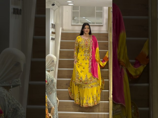 MODELLING IS NOT EASY BRUHHH😭😂BEAUTIFUL MEHENDI OUTFIT STUCK IN STAIRS😂🤣❤️ #7aatrang #fyp