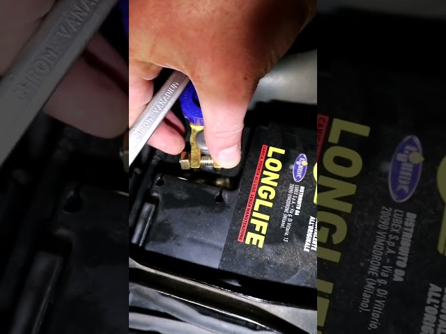 How to extend the life of a car battery