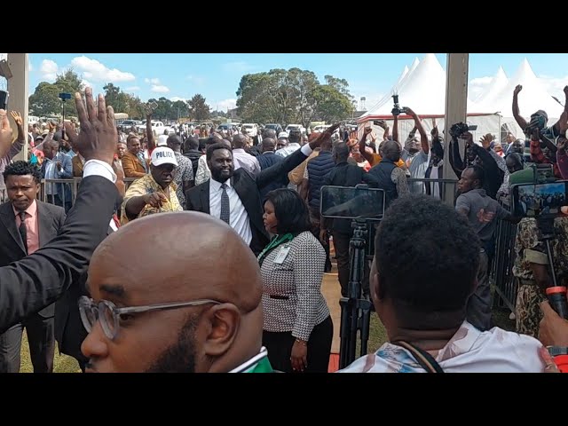 CHAOS IN OLKALAU AS SENATER METHU ARRIVES IN THE MEMORIAL SERVICE OF HON DAVID NJUGUNA KIARAHO