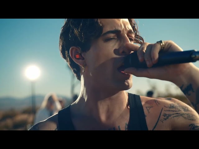 Damiano David – Voices (Live from Joshua Tree)