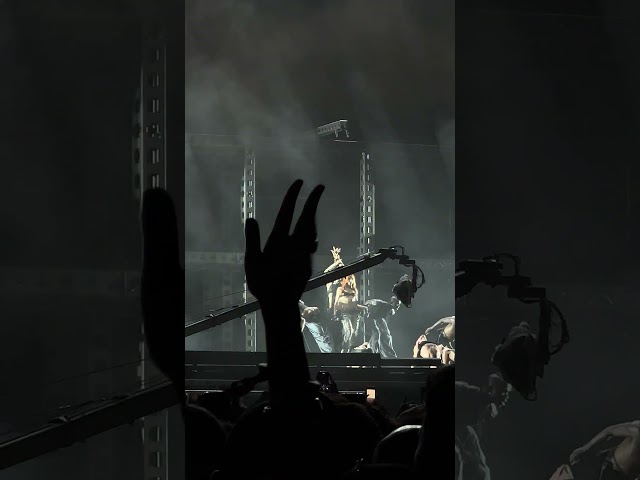 FKA Twigs - Glass & Patron (Live Performance At Primavera Sound Festival - Spain, Barcelona 2025).