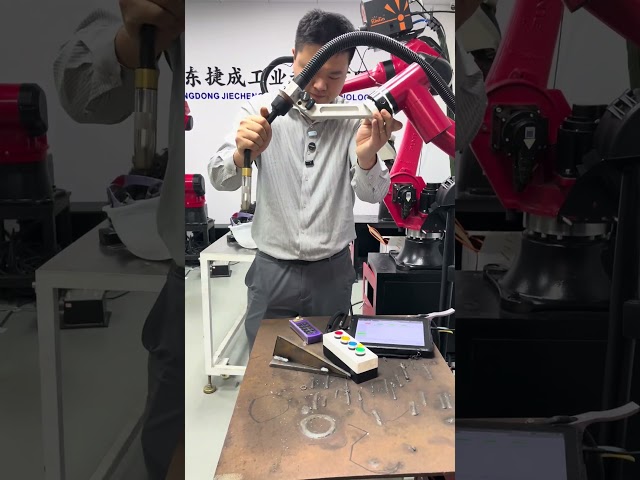 Collaborative welding robot.#industrial #welding #robot #spraying #stamping