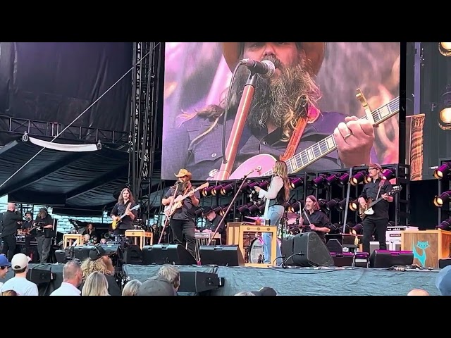 Chris Stapleton - "White Horse" at MetLife Stadium East Rutherford, NJ