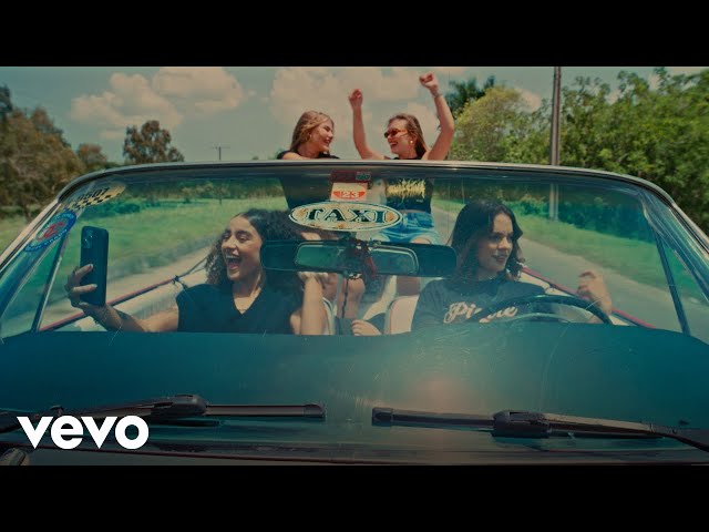 Pierre La Voz - Llavecita (Official Video)