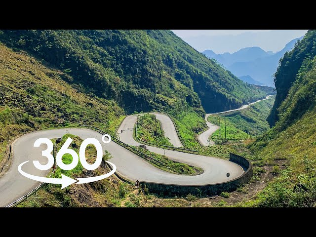 360 VR Experience: The Nine Turn Pass in Ha Giang Loop