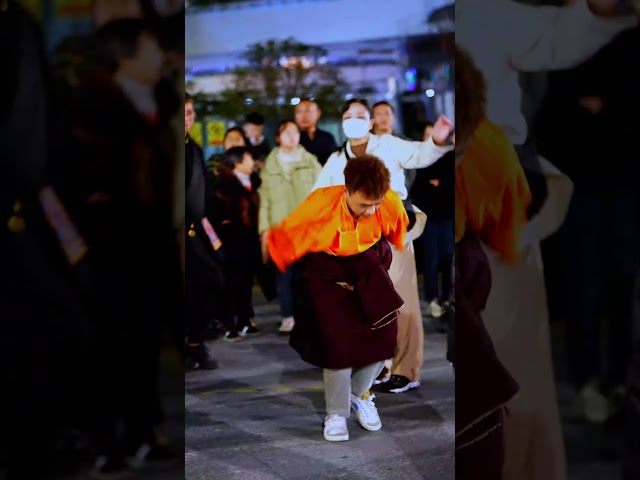 登孜，能歌善舞的藏族男孩！