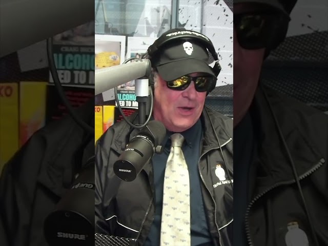 Dan Aykroyd on Chevy Chase 😆