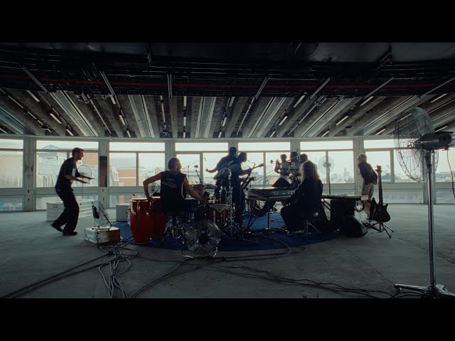 Fred again.., Ezra Collective, CA7RIEL & Paco Amoroso - Beto’s Horns, Ezra Remix (London, 25th June)