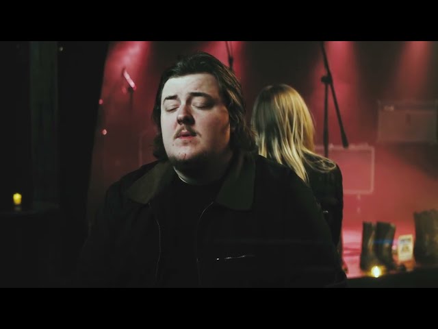 Gareth, Taylor Acorn - Irish Whiskey (Visualizer)