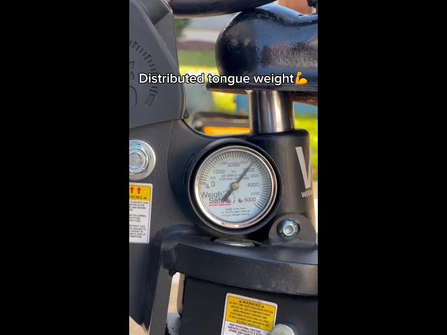 True Tow Weight Distribution Hitch by Weigh Safe