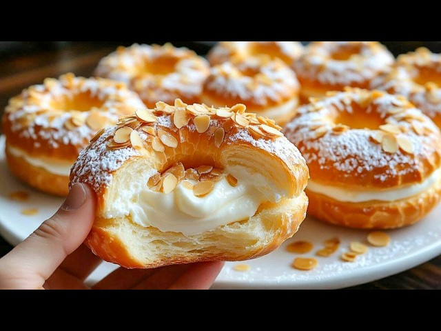 Just mix pineapple and banana! A real French dessert!