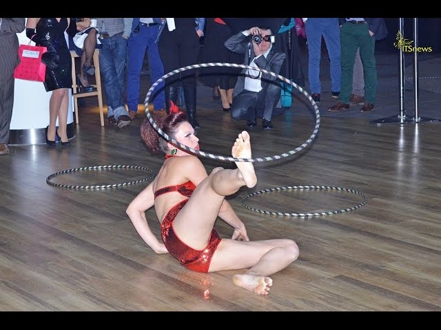 Hula Hop Show Kafri z Bandit Queen Circus. Warszawa 2014