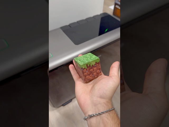 UV printing a Minecraft Block 🟩 #eufyMake #eufyMakeE1 #shorts #3dprinting #diy