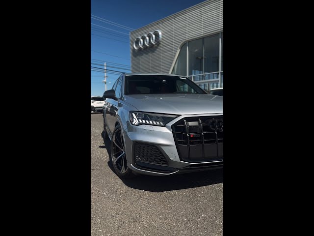 We love the Audi SQ7!