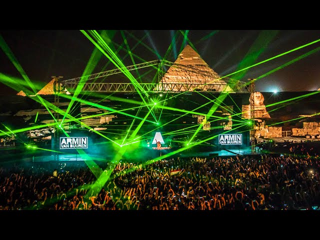 Armin van Buuren live at FSOE 500 (The Great Pyramids Of Giza, Egypt) 🇪🇬 (September 15, 2017)