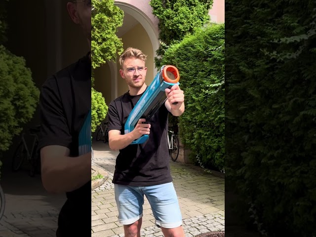 The worlds first water bomb launcher!