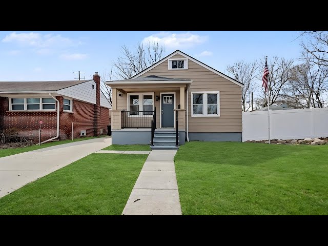 1032 E Maxlow Ave, Hazel Park, MI