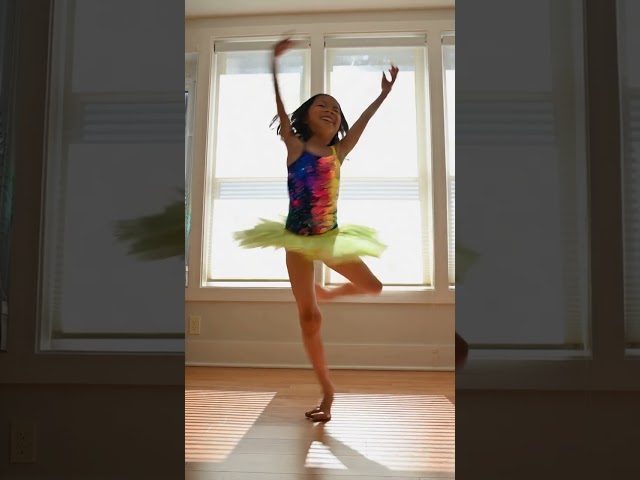 "Al-Generated Dance Video | Stunning Virtual Dancer Performance!"