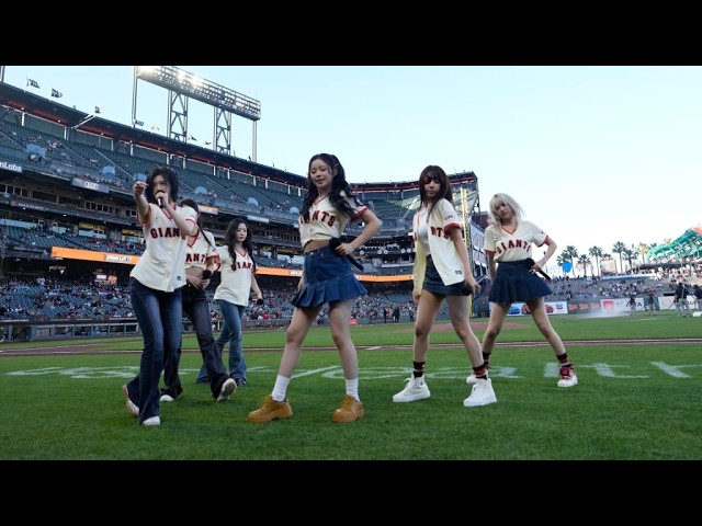 Sullyoon from global K-pop sensation NMIXX throws the first pitch to Jung Hoo Lee! 👏