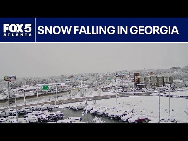 Snow begins to fall in South Georgia
