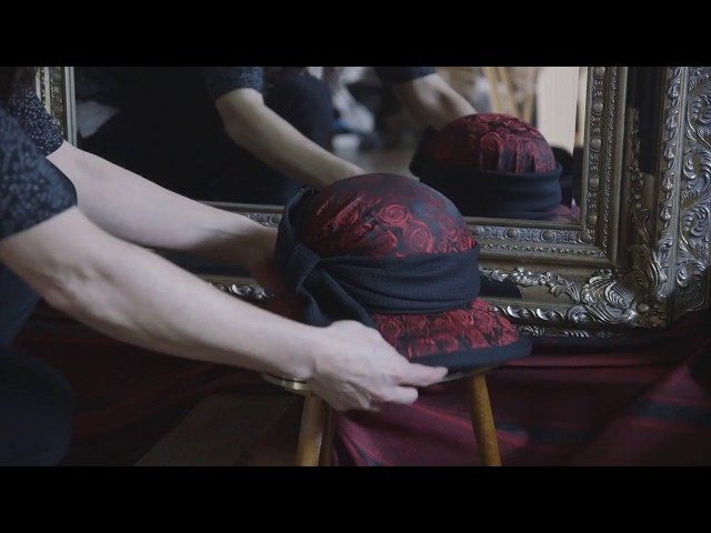 Altes Handwerk: Edle Hüte für das Königshaus