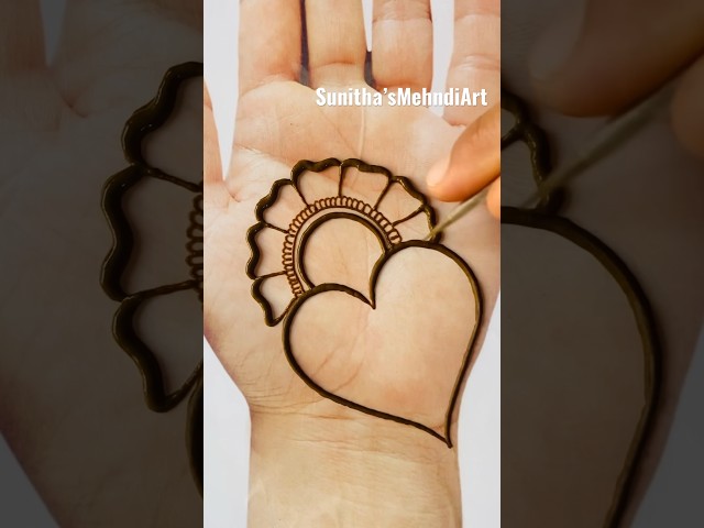 Beautiful Heart Shape Mehndi Design♥️ #mehndi #viral #shorts #youtubeshorts #sunithasmehndiart