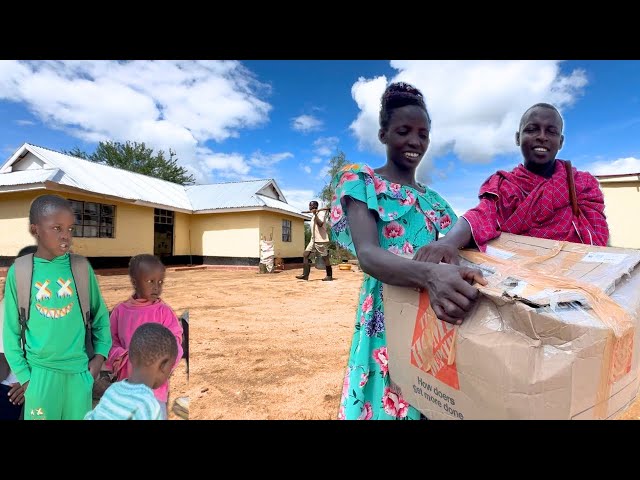 Emotional Reaction 😭 First Ever USA Gift Box + American Snacks Taste Test & Family Day Out!