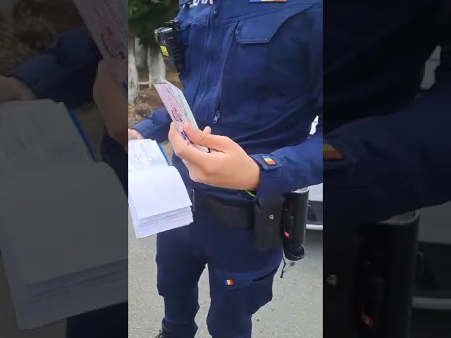 Politia sectia 4 Rosiori de vede : aceest agent face abuz. Magureanu Gabriel