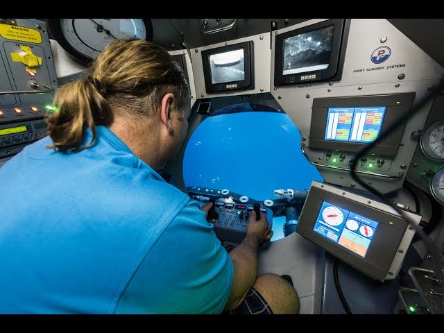 Diving aboard NSRS Submarine Remoted Vehicule 360 - VR