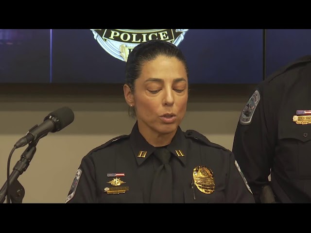 Fort Myers police holding news conference on homicide investigation of Julia Curvo