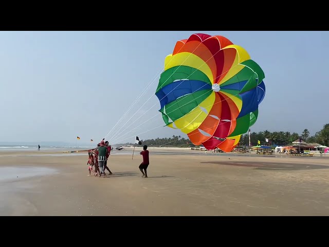 🪂 Parachute ride on Goa beach with family - with mama and papa 💕🌸