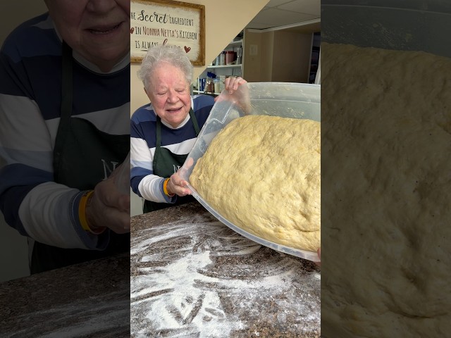 Nonna made 41 loaves of Crescia for this Easter! #easterbread #recipe #crescia