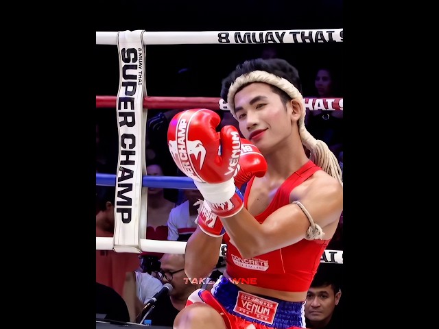 He put on makeup before the fight? #mma