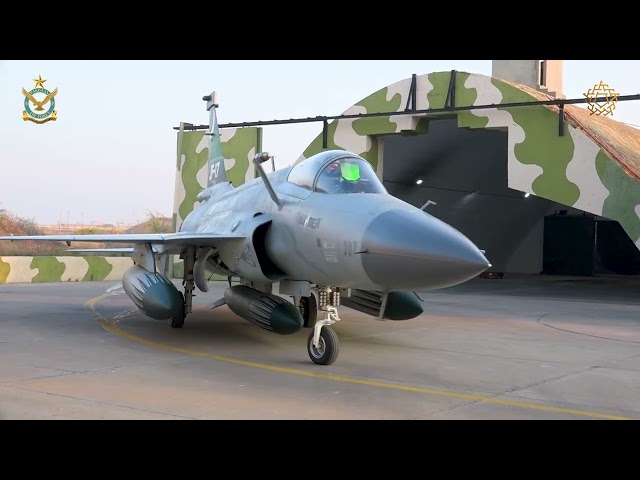PAKISTAN AIR FORCE SHOWCASES JF-17 BLOCK-III & SUPER MUSHSHAK AT WORLD DEFENCE SHOW - 2026